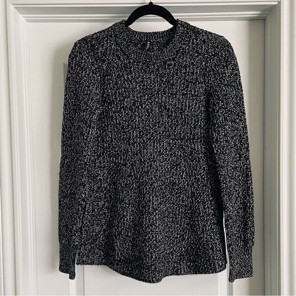 Athleta Sierra Crew Wool Blend Sweater In Black Marl Sz XS - Picture 4 of 12